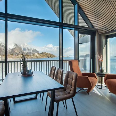 Cornerview Apartment Henningsvær Esterno foto