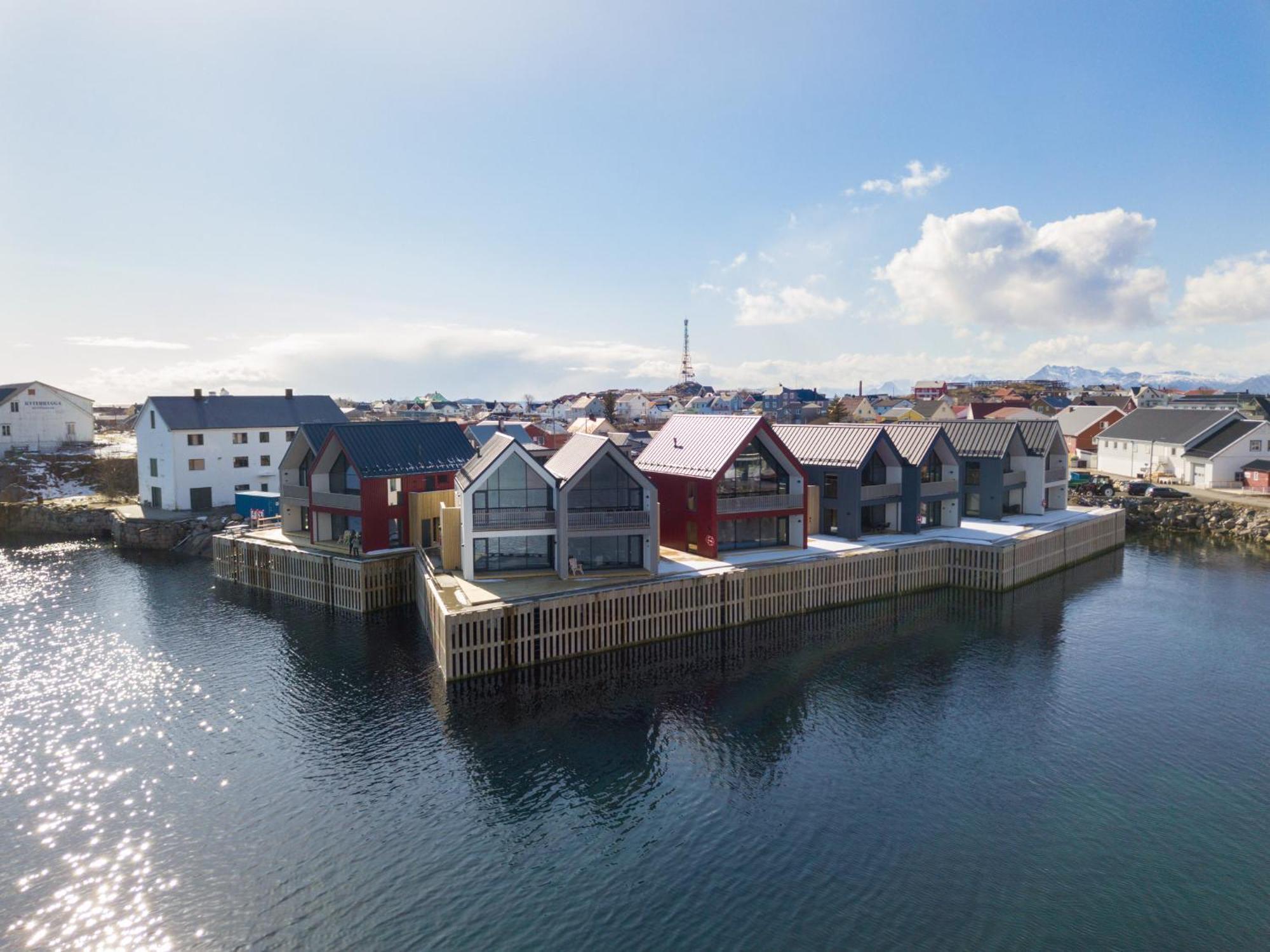 Cornerview Apartment Henningsvær Esterno foto